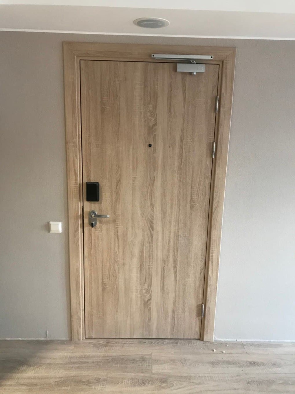 ТОП 5 проблем в сфере проектных дверей